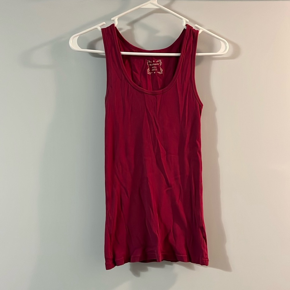 Pink ribbed Old Navy tank top